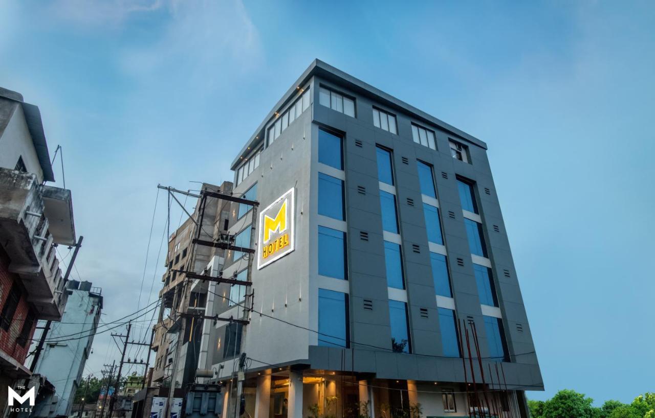 The M Hotel Rāipur المظهر الخارجي الصورة
